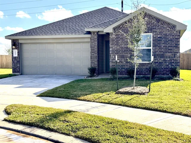 $2,000 | 30407 Carter Cove, Fulshear, TX 77423