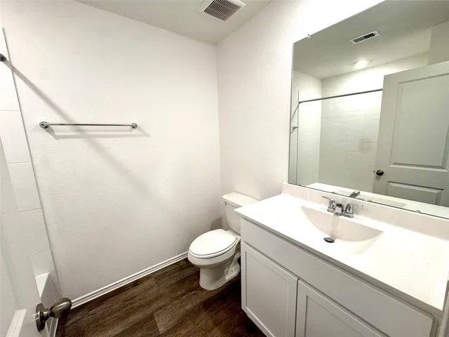 $2,000 | 30407 Carter Cove, Fulshear, TX 77423