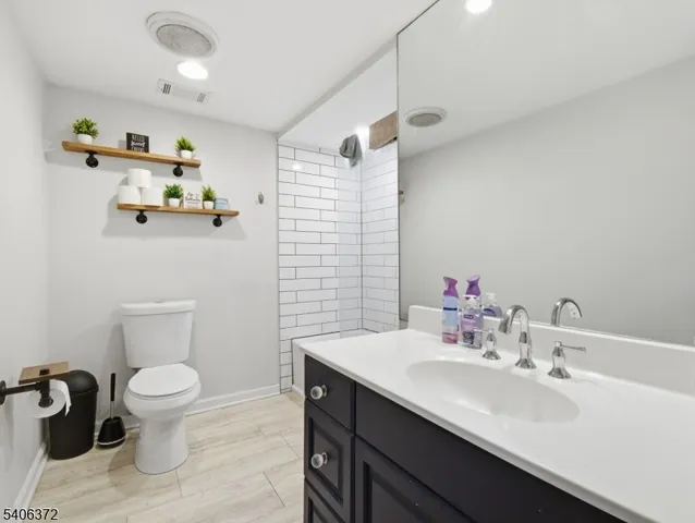 $360,000 | 104 Stonegate Lane, Stanhope, NJ 07874