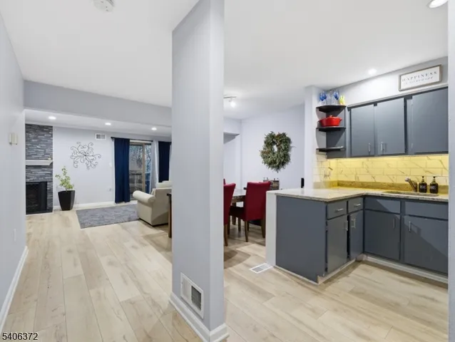 $360,000 | 104 Stonegate Lane, Stanhope, NJ 07874