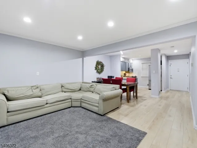 $360,000 | 104 Stonegate Lane, Stanhope, NJ 07874