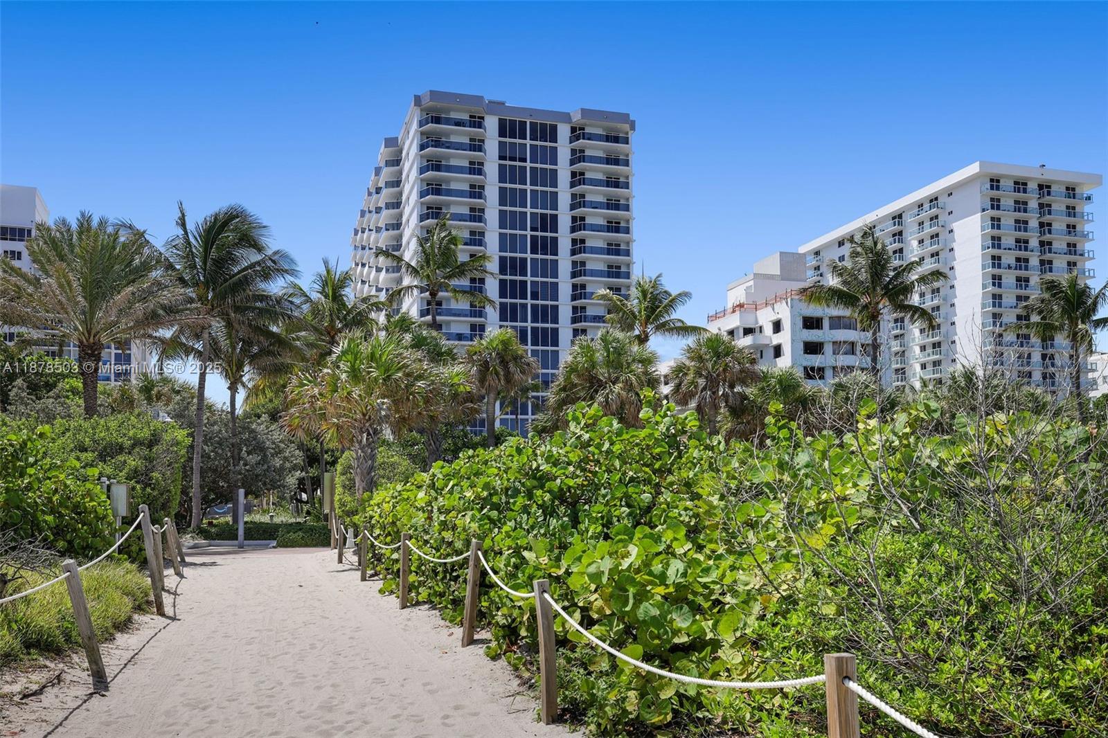 2401 Collins Avenue, Unit 1712 Miami Beach, FL 33140 - Photo 35 of 40