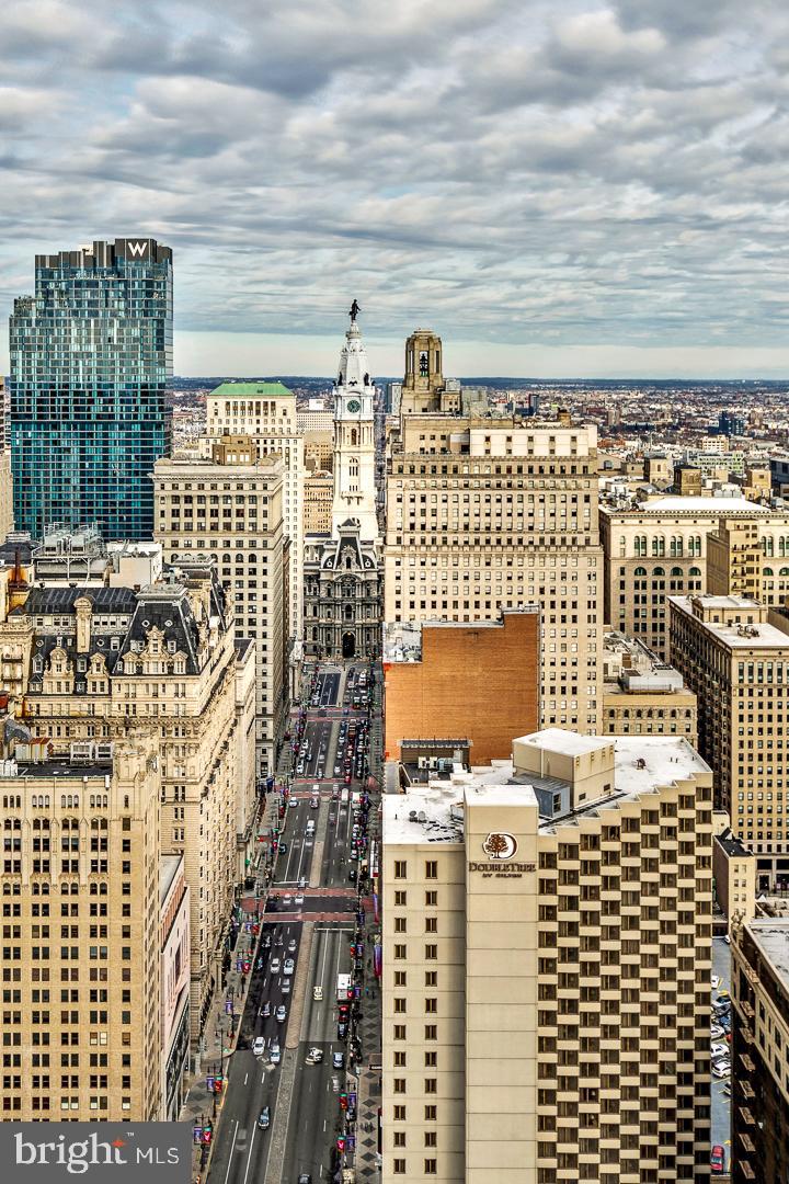 301 South Broad Street, Unit 4001 Philadelphia, PA 19107 - Photo 26 of 84