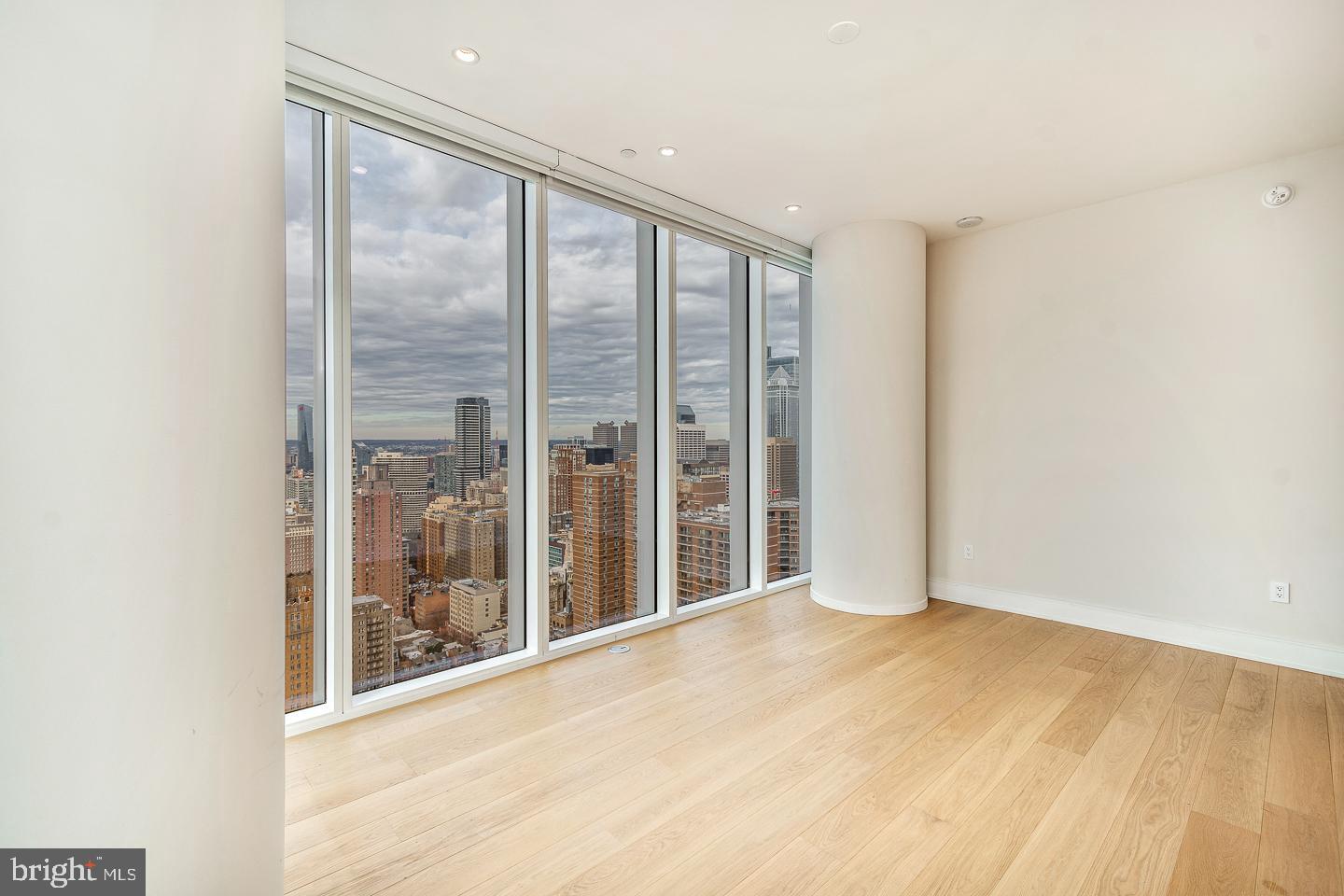 301 South Broad Street, Unit 4001 Philadelphia, PA 19107 - Photo 31 of 84 a view of an empty room with a window