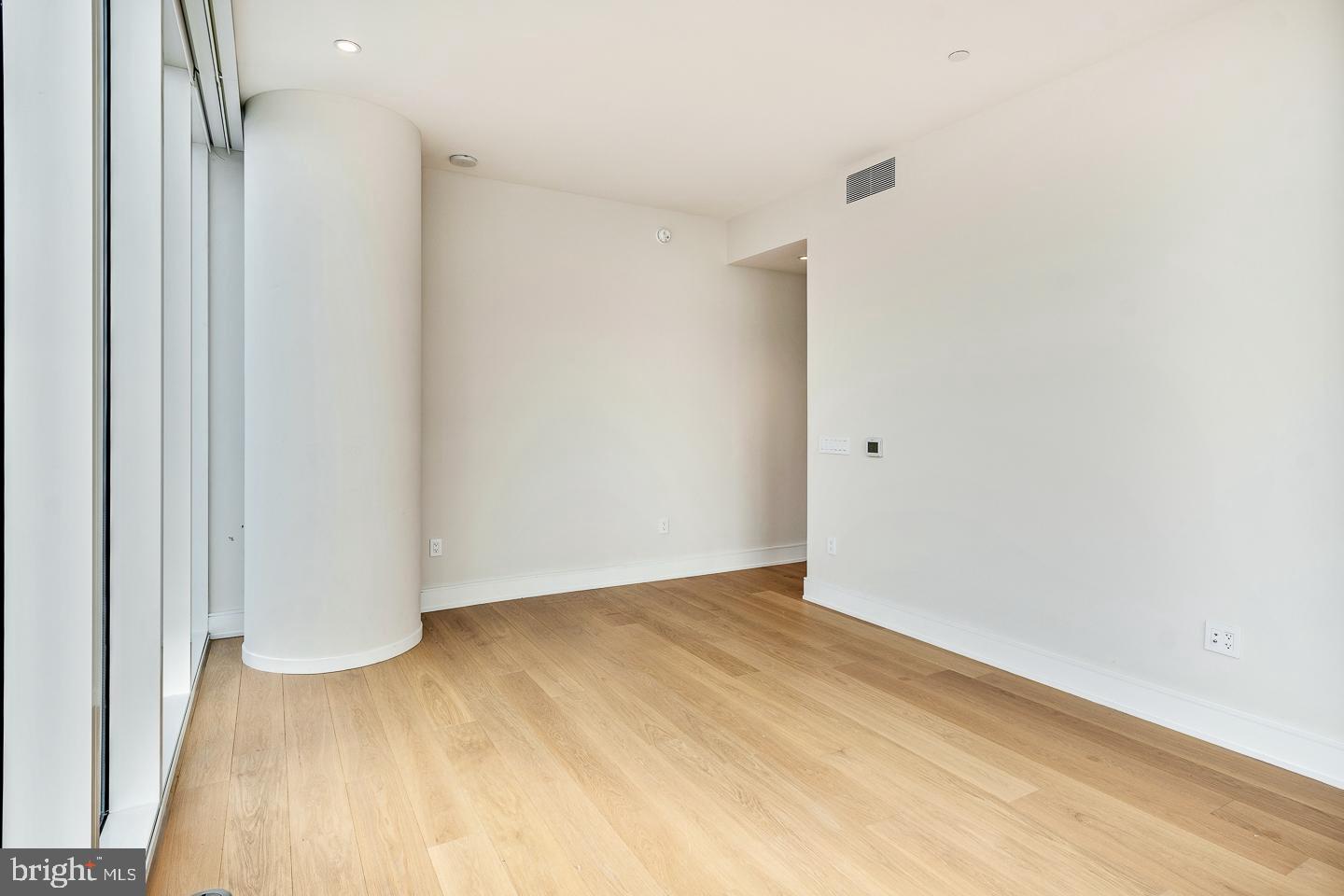 301 South Broad Street, Unit 4001 Philadelphia, PA 19107 - Photo 32 of 84