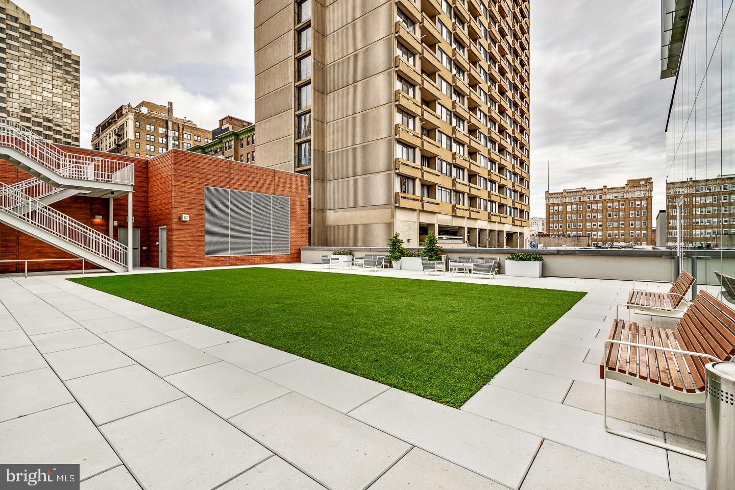 301 South Broad Street, Unit 4001 Philadelphia, PA 19107 - Photo 57 of 84 a view of a city with tall buildings