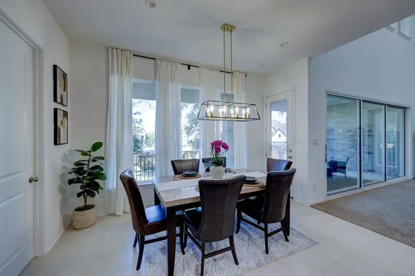 $799,900 | 351 Pigeon River Road, Kyle, TX 78640