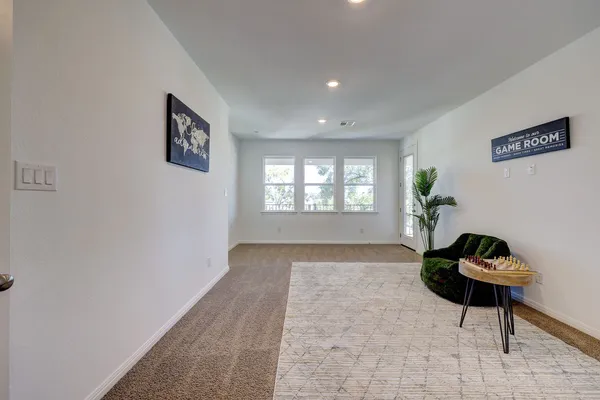 $799,900 | 351 Pigeon River Road, Kyle, TX 78640