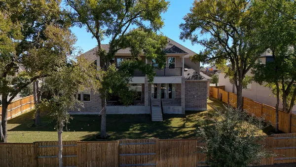 $799,900 | 351 Pigeon River Road, Kyle, TX 78640