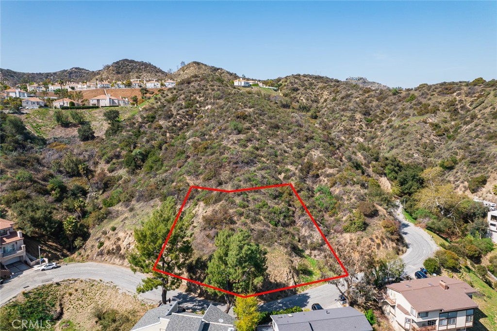 2745 Kennington Drive Glendale, CA 91208 - Photo 3 of 14