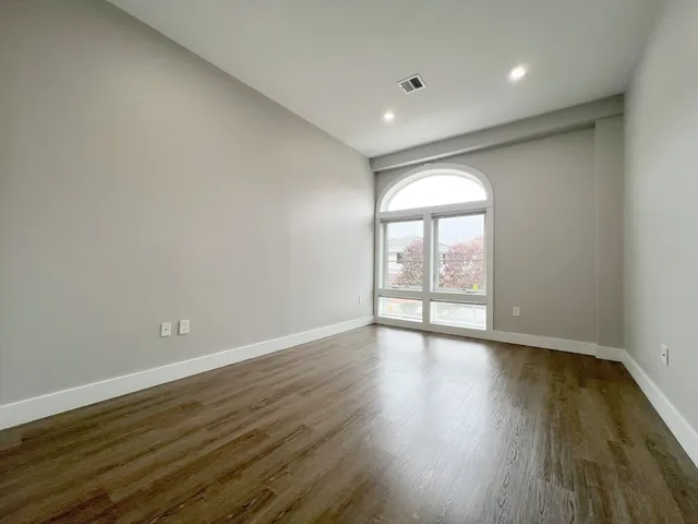 $2,750 | 80 Bridge Street, Unit 207, Dedham, MA 02026