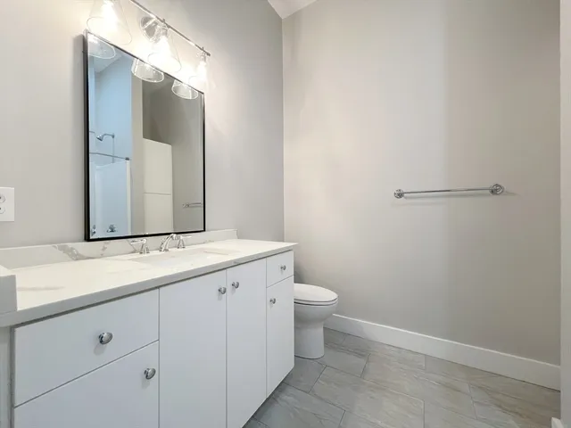 $2,750 | 80 Bridge Street, Unit 207, Dedham, MA 02026