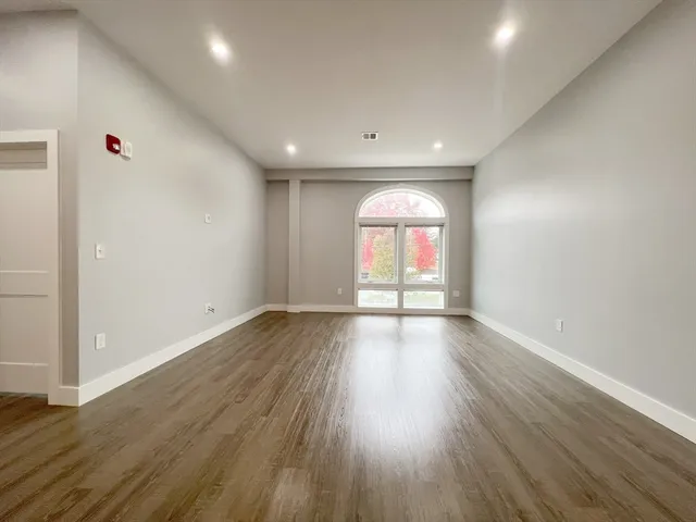 $2,750 | 80 Bridge Street, Unit 207, Dedham, MA 02026