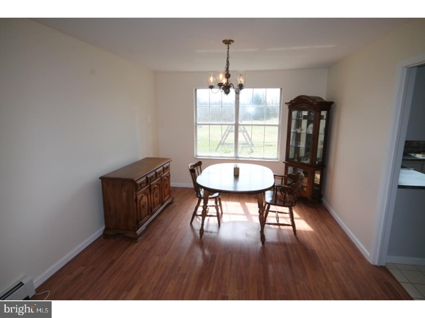 960 Store Road Harleysville, PA 19438 - Photo 6 of 17 Dining Room
