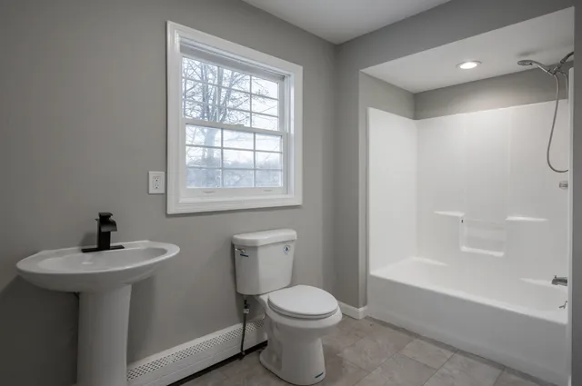 $449,900 | 6 Grover Street, Concord, NH 03301