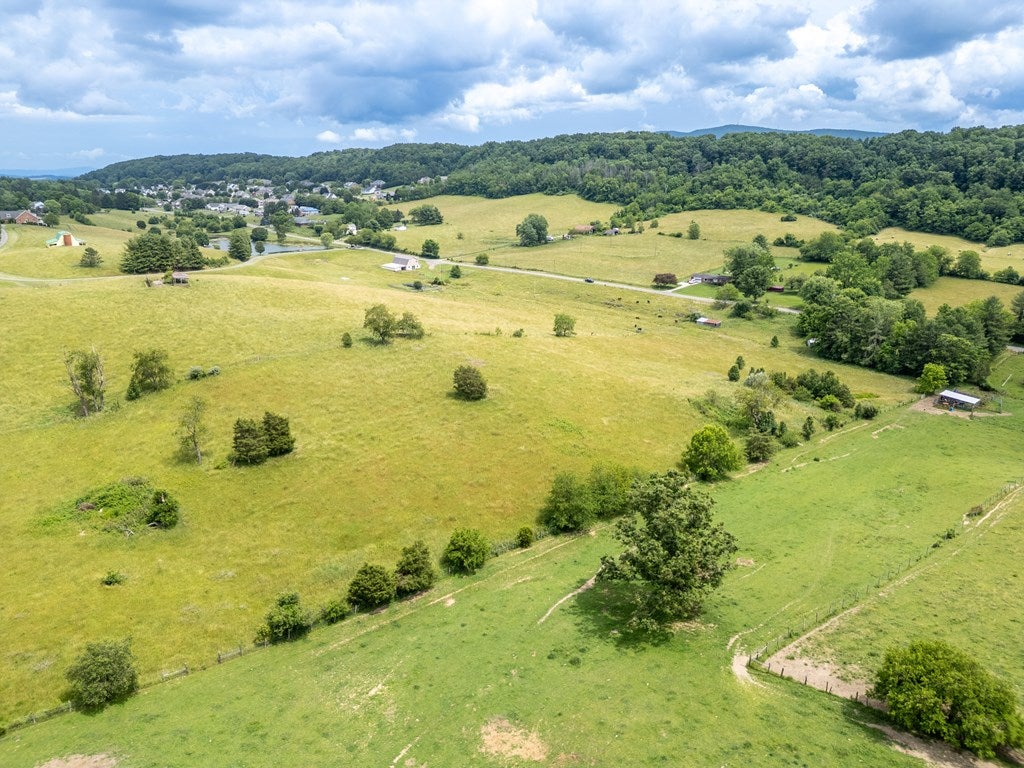 1720 West Ridge Road Wytheville, VA 24382 - Photo 59 of 70 Gallery Image 59