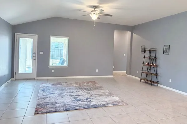 $444,700 | 1005 Sundrops Street, Leander, TX 78641