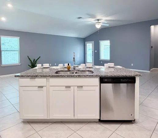 $444,700 | 1005 Sundrops Street, Leander, TX 78641