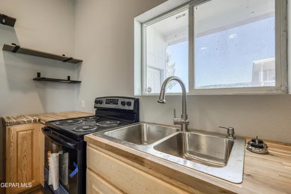 $420,000 | 1775 Ray Luchini Drive, Las Cruces, NM 88007