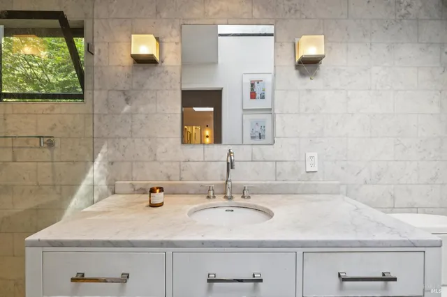 $1,995,000 | 20 Winwood Place, Mill Valley, CA 94941