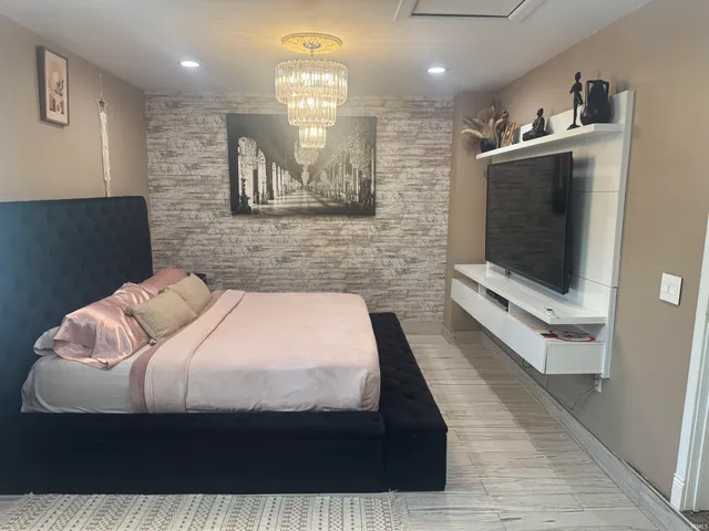 $237,000 | 512 Tulip Tree Court, Ellettsville, IN 47429