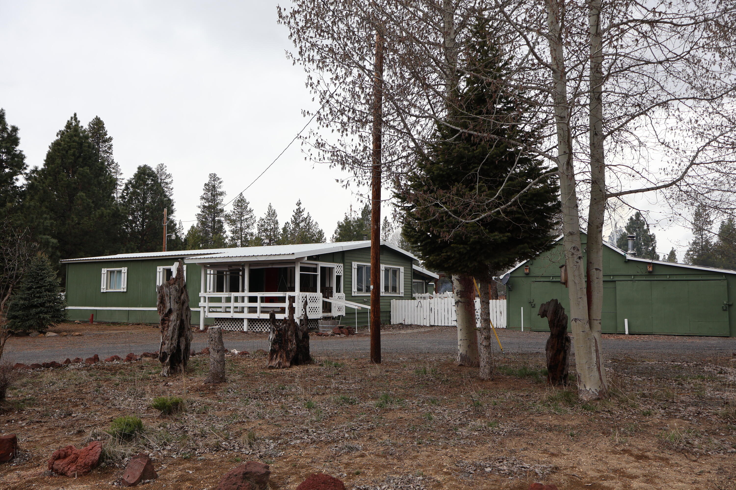 147354 Bills Road Gilchrist, OR 97737 - Photo 2 of 42 IMG_0233