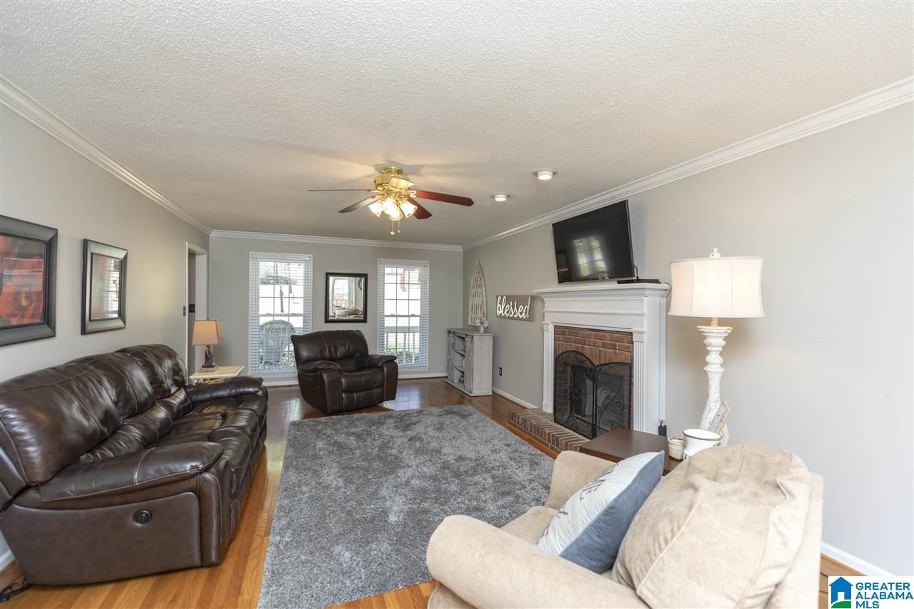 1020 Colonial Drive Alabaster, AL 35007 - Photo 7 of 31