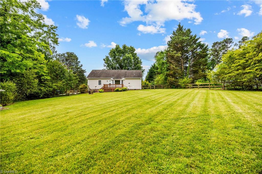 3603 Fieldview Road Pleasant Garden, NC 27313 - Photo 25 of 31 Gallery Image 25