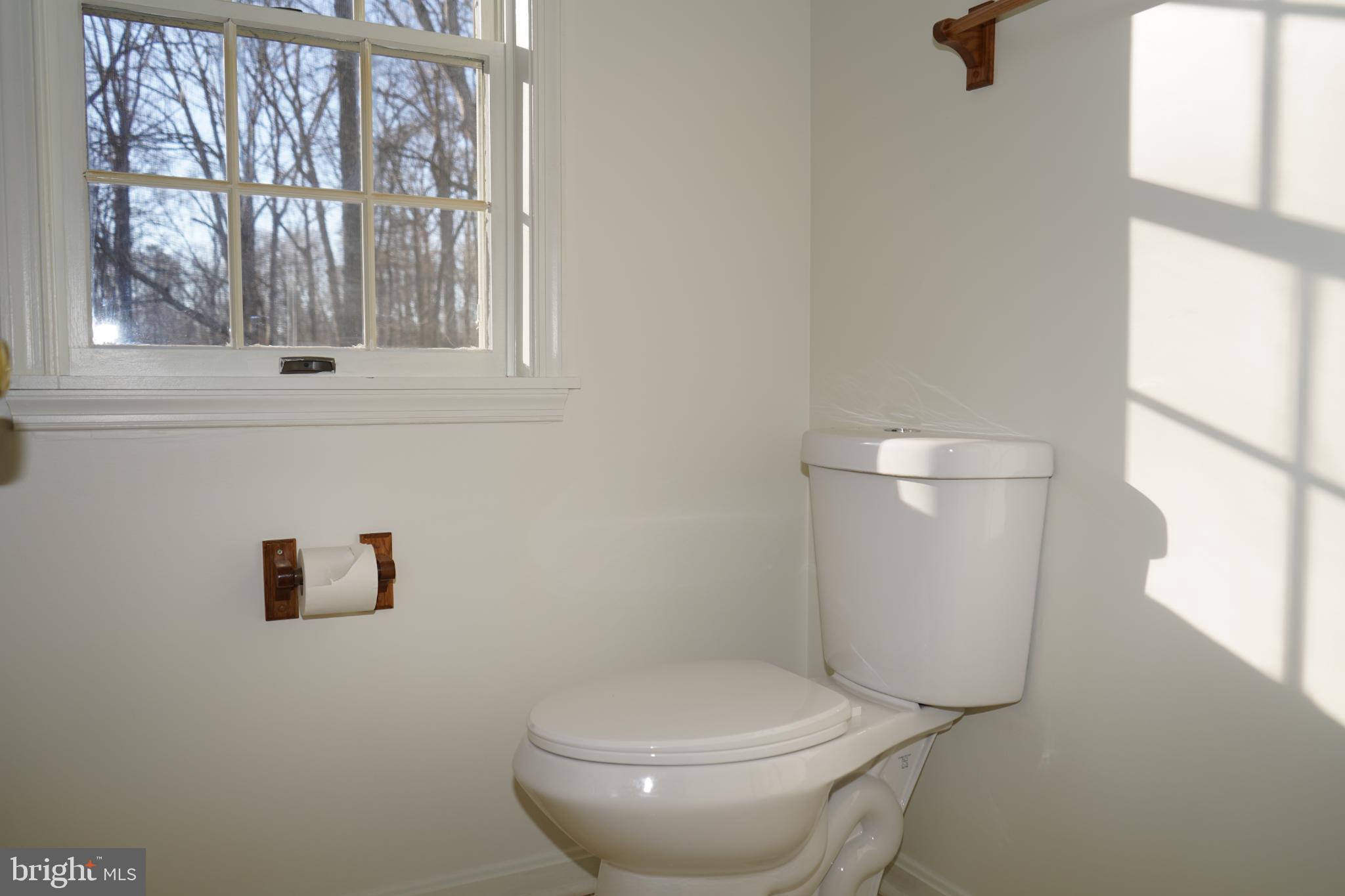 7323 O'Keefe Road Bealeton, VA 22712 - Photo 21 of 26 Bright and airy bathroom with natural light.