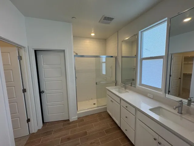 $520,000 | 4373 West Rialto Avenue, Clovis, CA 93619