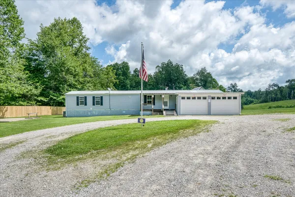 $224,900 | 306 Viola Drive, Sparta, TN 38583