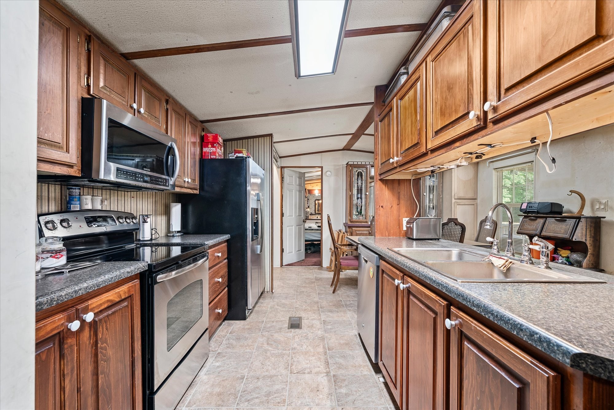 306 Viola Drive Sparta, TN 38583 - Photo 5 of 34