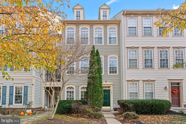 $590,000 | 10423 Rifle Road, Bristow, VA 20136