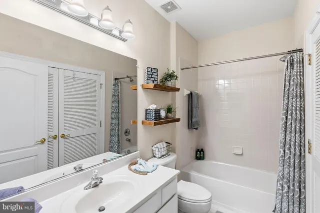 $590,000 | 10423 Rifle Road, Bristow, VA 20136