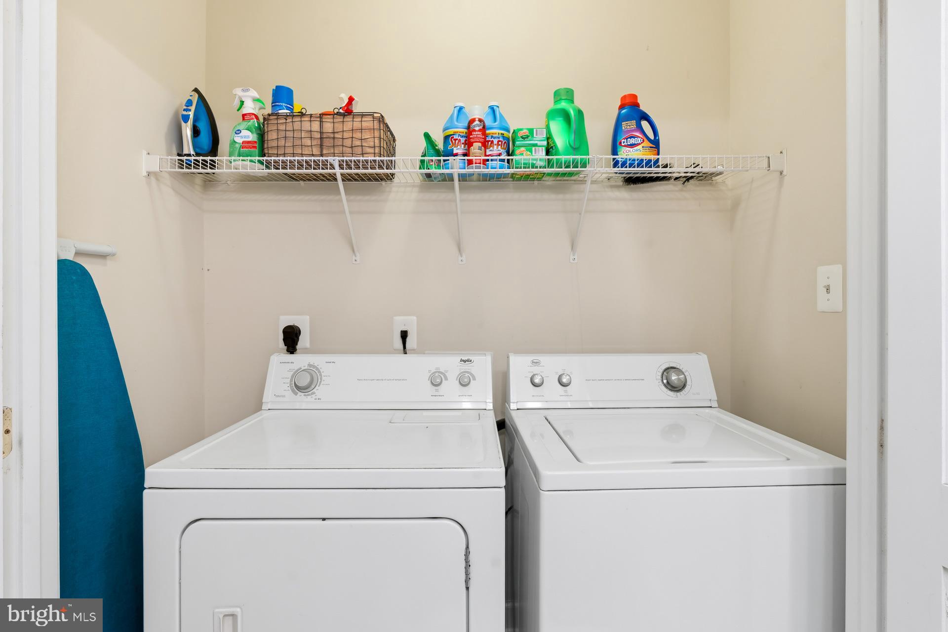 10423 Rifle Road Bristow, VA 20136 - Photo 22 of 39 a utility room with dryer and washer