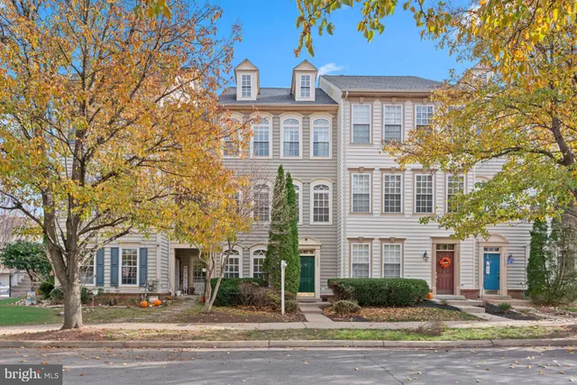 $590,000 | 10423 Rifle Road, Bristow, VA 20136