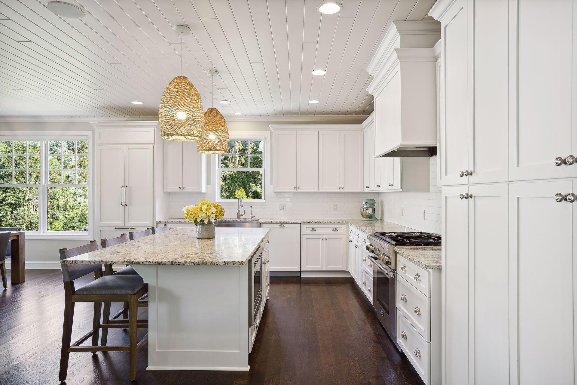 20400 Western Road Deephaven, MN 55331 - Photo 5 of 41