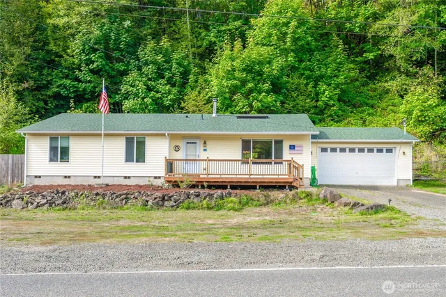 $475,000 | 197 Mox Chehalis Road, Elma, WA 98541