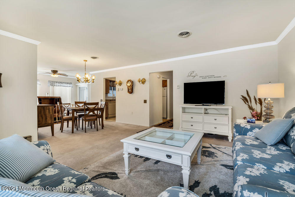144 A Sunset Road, Unit A Whiting, NJ 08759 - Photo 11 of 45 013_dsc06883