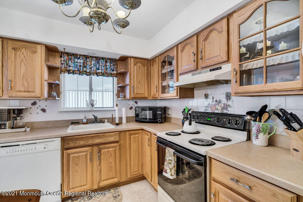 144 A Sunset Road, Unit A Whiting, NJ 08759 - Photo 24 of 45 032_dsc06983