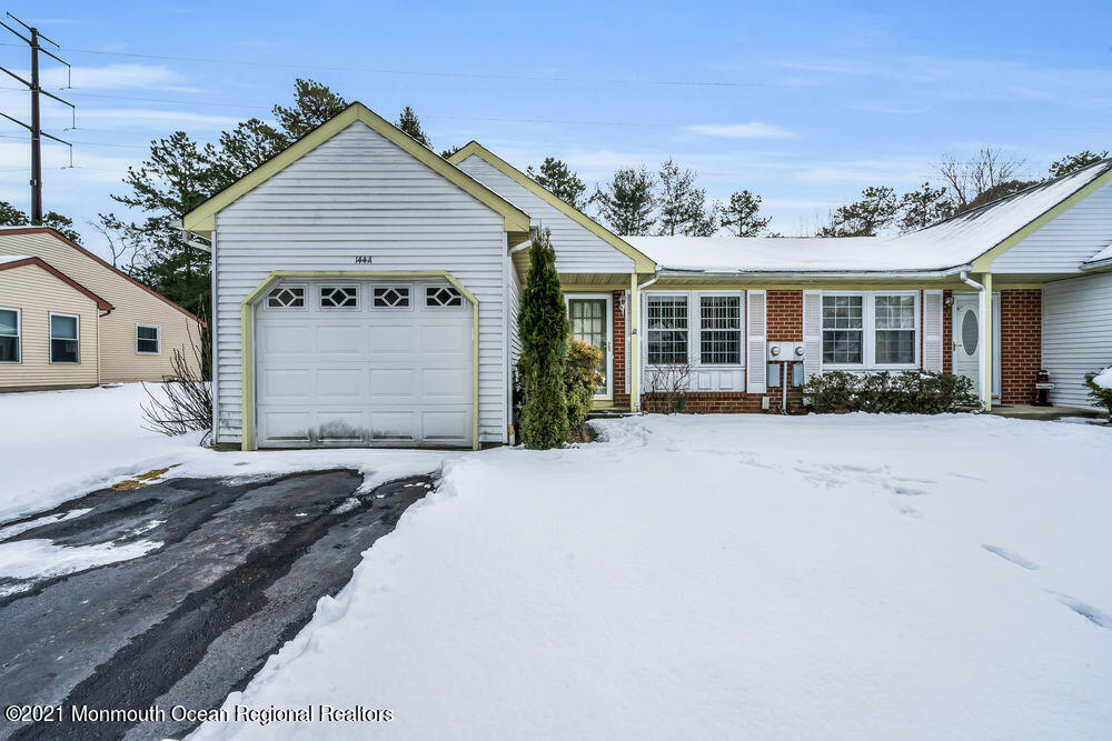144 A Sunset Road, Unit A Whiting, NJ 08759 - Photo 4 of 45 004_dsc07043