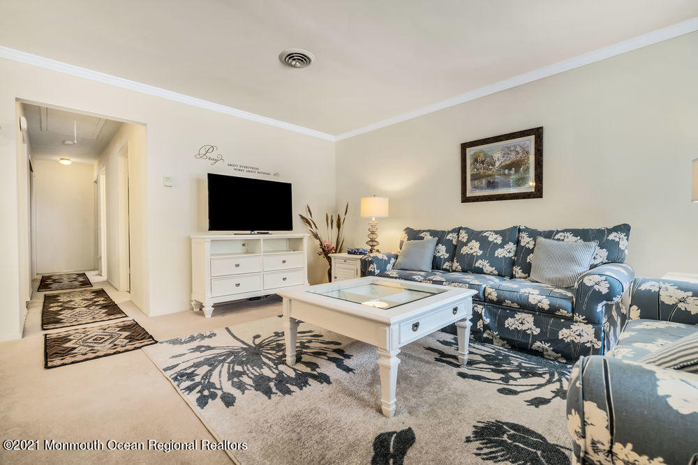 144 A Sunset Road, Unit A Whiting, NJ 08759 - Photo 9 of 45 011_dsc06873