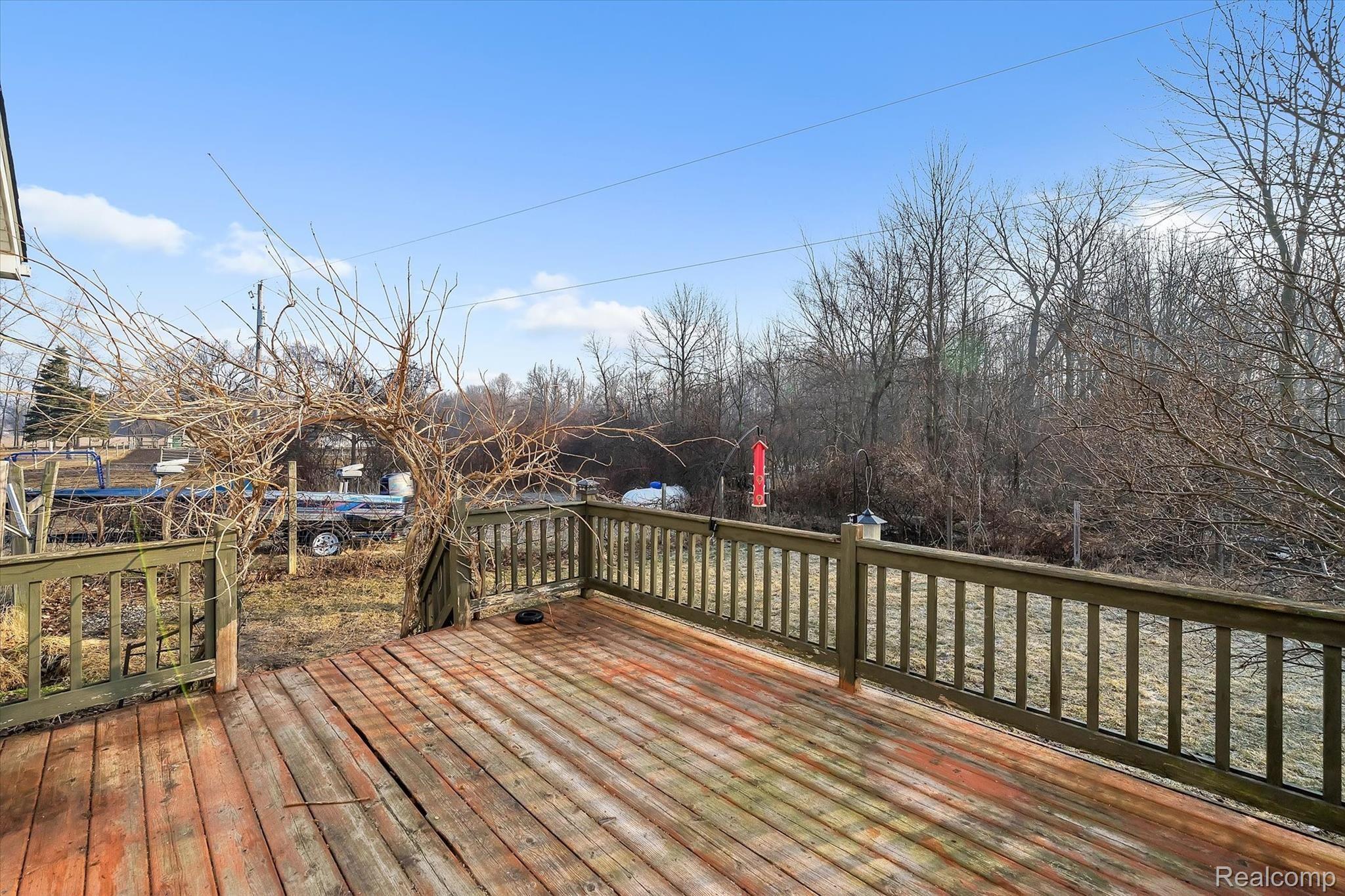 10928 North Nicholson Road Fowlerville, MI 48836 - Photo 26 of 32 33-10928-N-Nicholson-Rd-WindowStill-Real-Estate-Photography-33.jpg