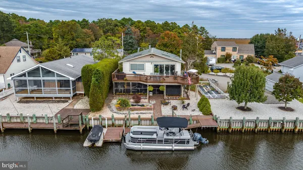 $599,000 | 68 Edgewater Drive, Tuckerton, NJ 08087
