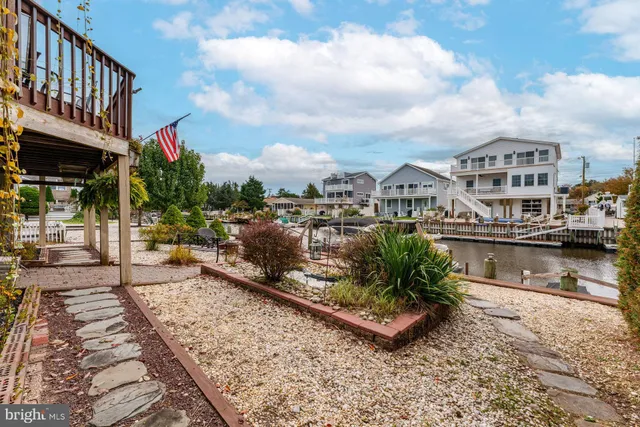 $624,900 | 68 Edgewater Drive, Tuckerton, NJ 08087