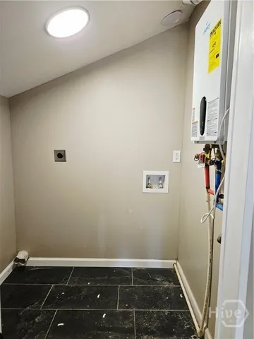 $1,500 | 2510 Florida Avenue, Savannah, GA 31404