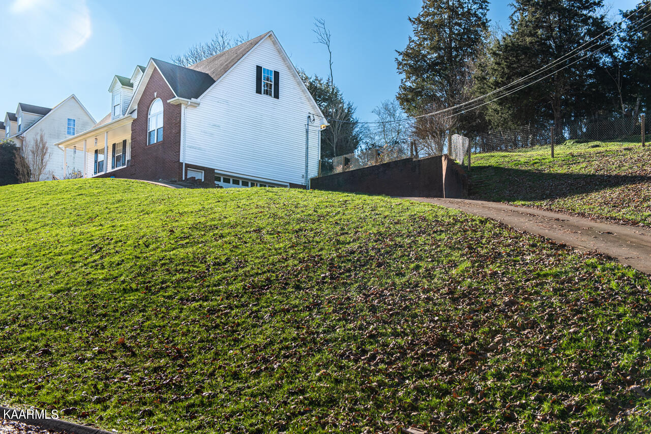 8053 West Pointe Drive Talbott, TN 37877 - Photo 5 of 40 DSC_8326