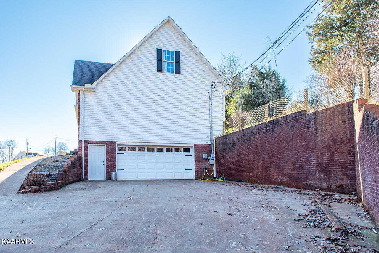 8053 West Pointe Drive Talbott, TN 37877 - Photo 7 of 40 DSC_8315