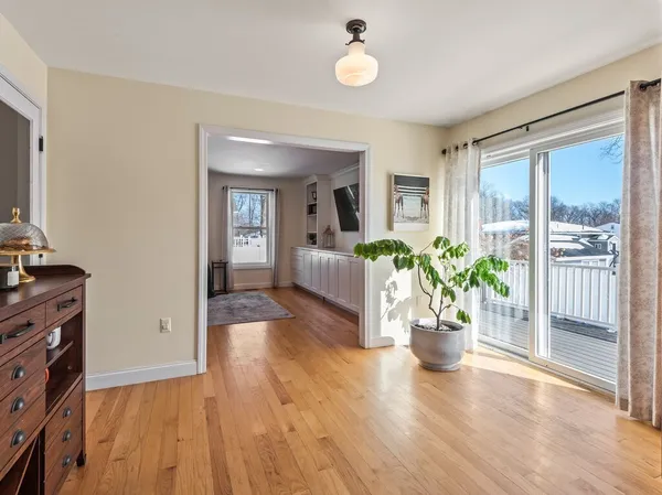 $799,999 | 81 Longmeadow Drive, Lowell, MA 01852