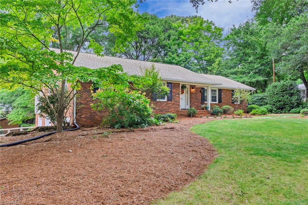 3711 Benchley Road Winston-Salem, NC 27106 - Photo 4 of 48 Gallery Image 4